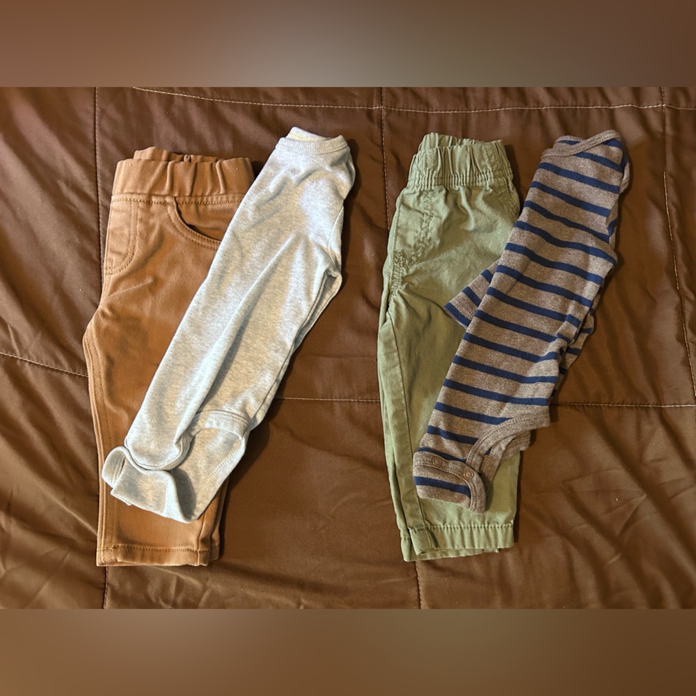 12 months boy. 12 full outfits—pants/shirts EUC